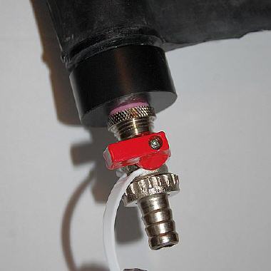 Verschluss für Schweizer Wassersack mit Kugelhahn